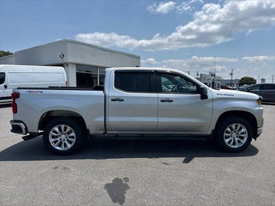 2021 Chevrolet Silverado 1500 4WD Crew Cab Short Bed Custom