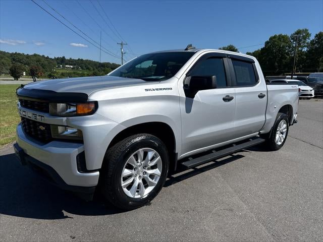 2021 Chevrolet Silverado 1500 4WD Crew Cab Short Bed Custom