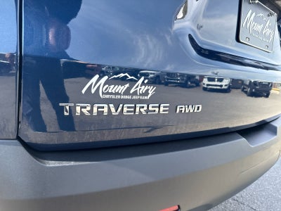 2023 Chevrolet Traverse AWD LT Cloth