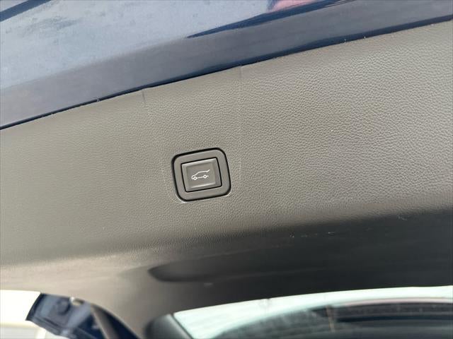 2023 Chevrolet Traverse AWD LT Cloth