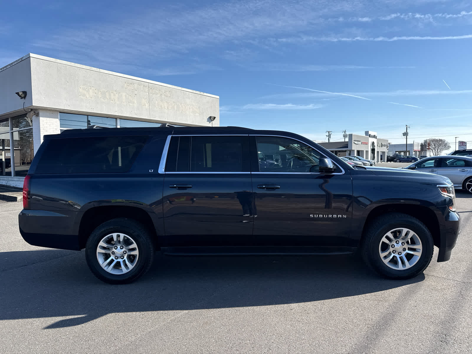 2020 Chevrolet Suburban 4WD LT