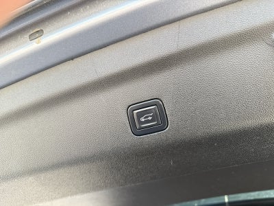 2022 Chevrolet Tahoe 4WD RST