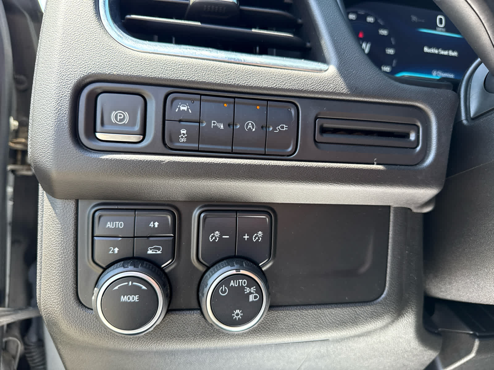 2022 Chevrolet Tahoe 4WD RST