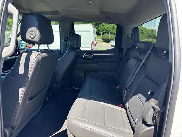 2025 GMC Sierra 1500 2WD Crew Cab Short Box SLT