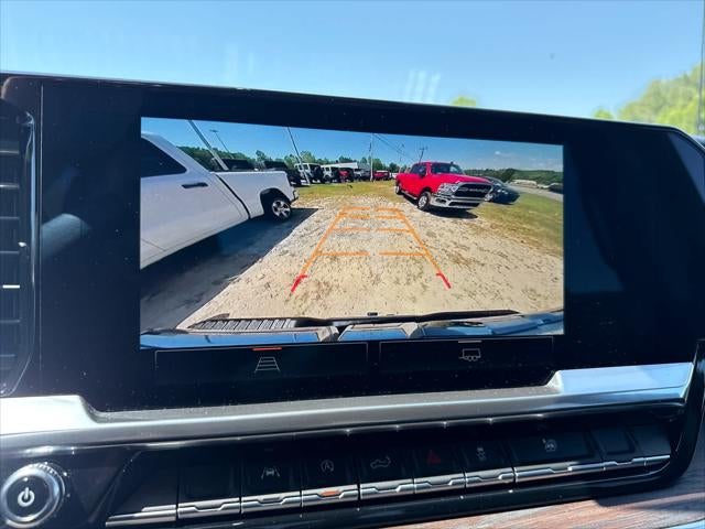 2025 GMC Sierra 1500 2WD Crew Cab Short Box SLT
