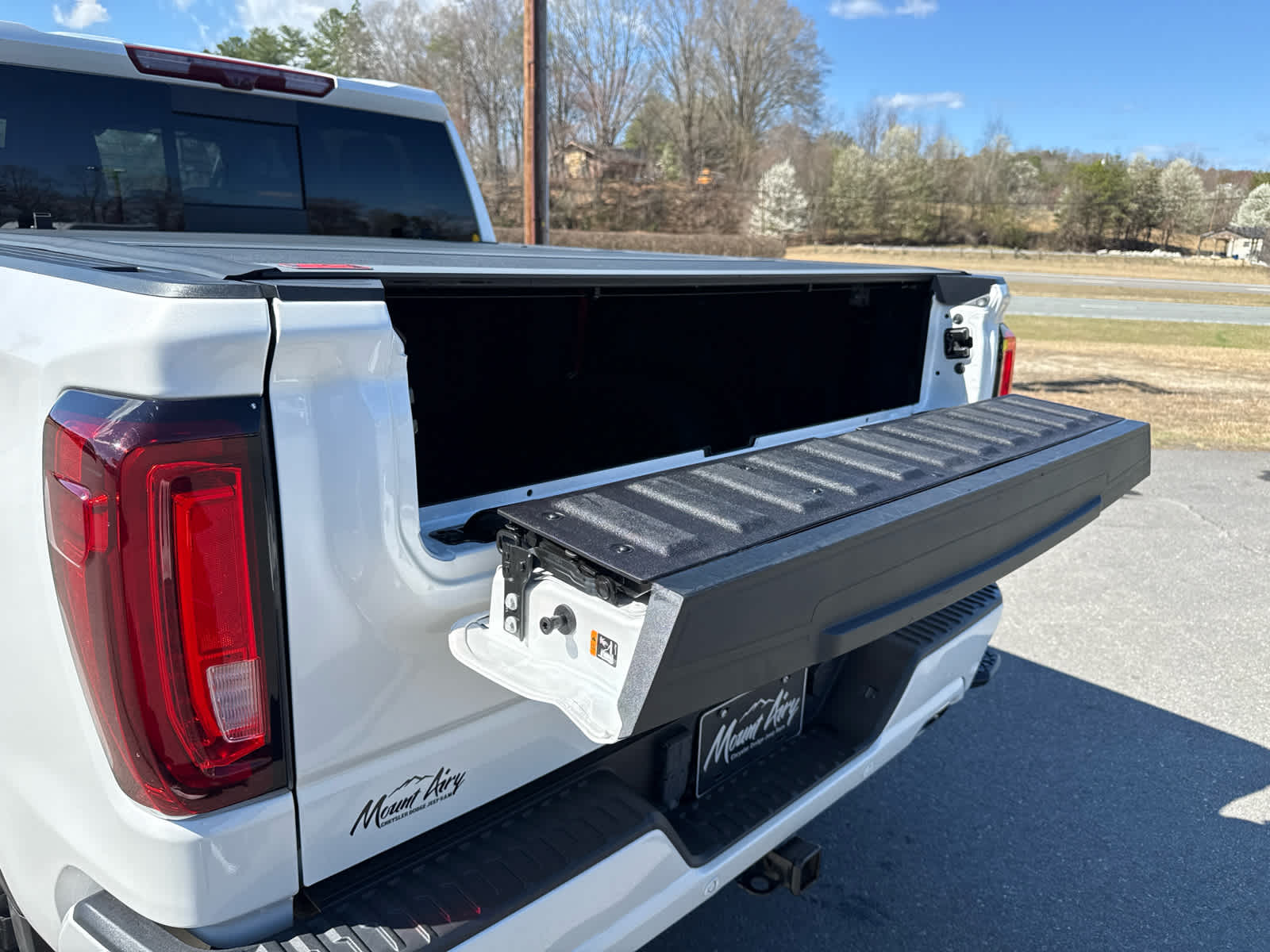 2024 GMC Sierra 1500 4WD Crew Cab Short Box Denali Ultimate