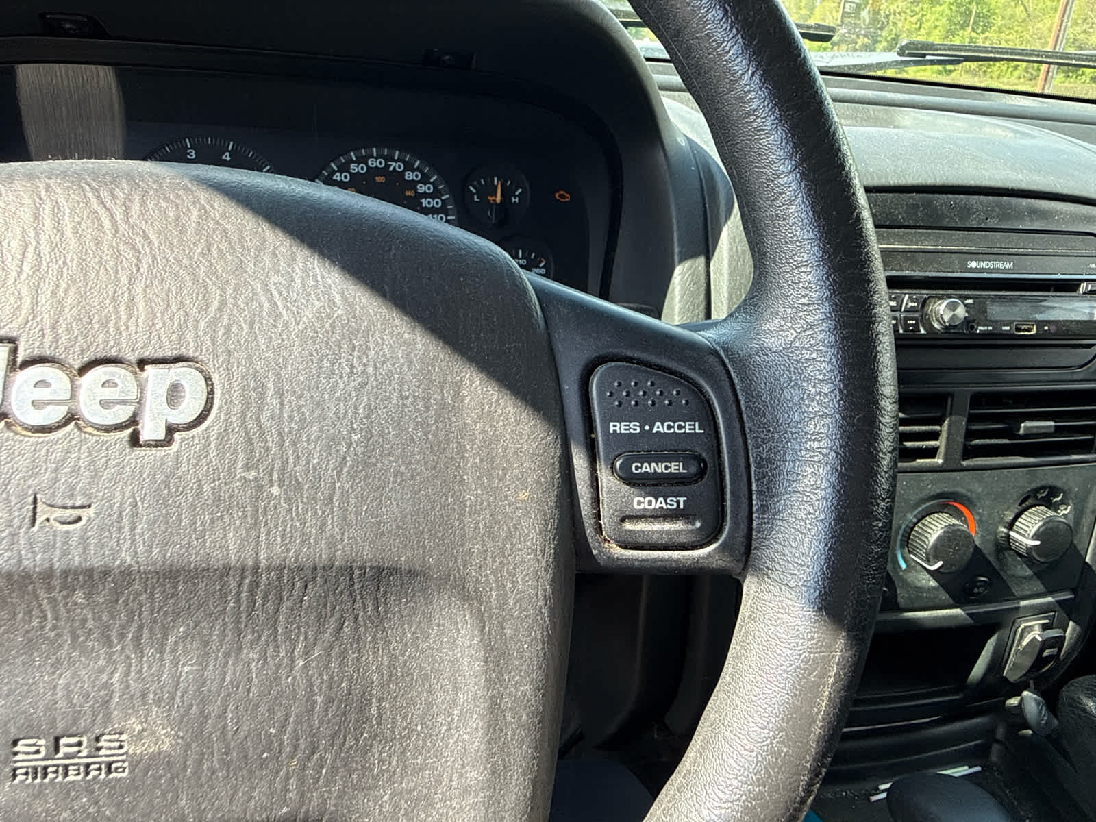 2004 Jeep Grand Cherokee Laredo