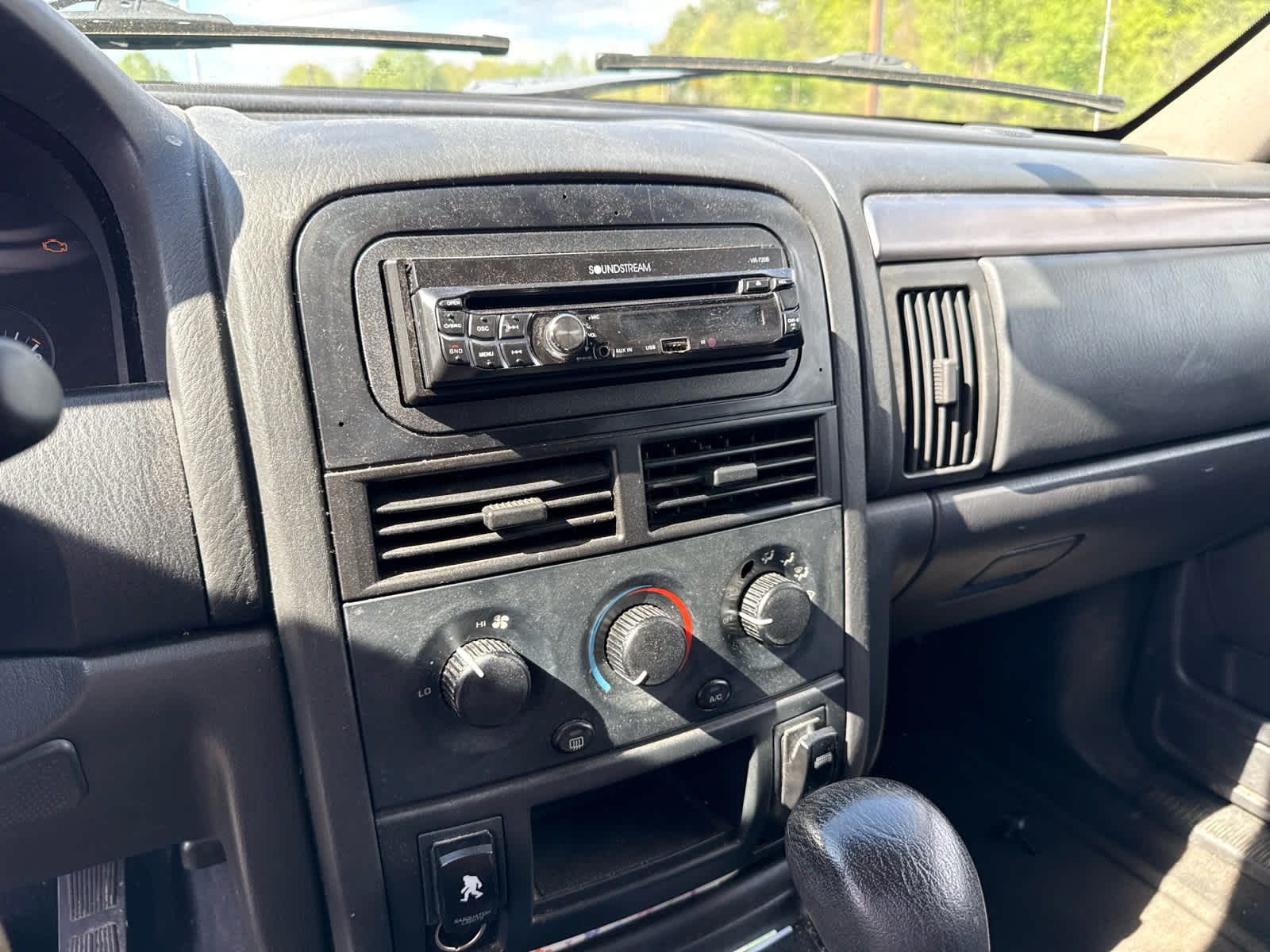 2004 Jeep Grand Cherokee Laredo