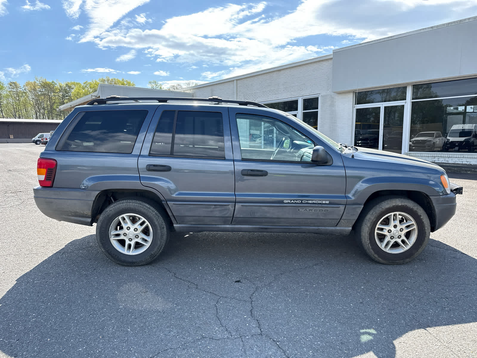 2004 Jeep Grand Cherokee Laredo