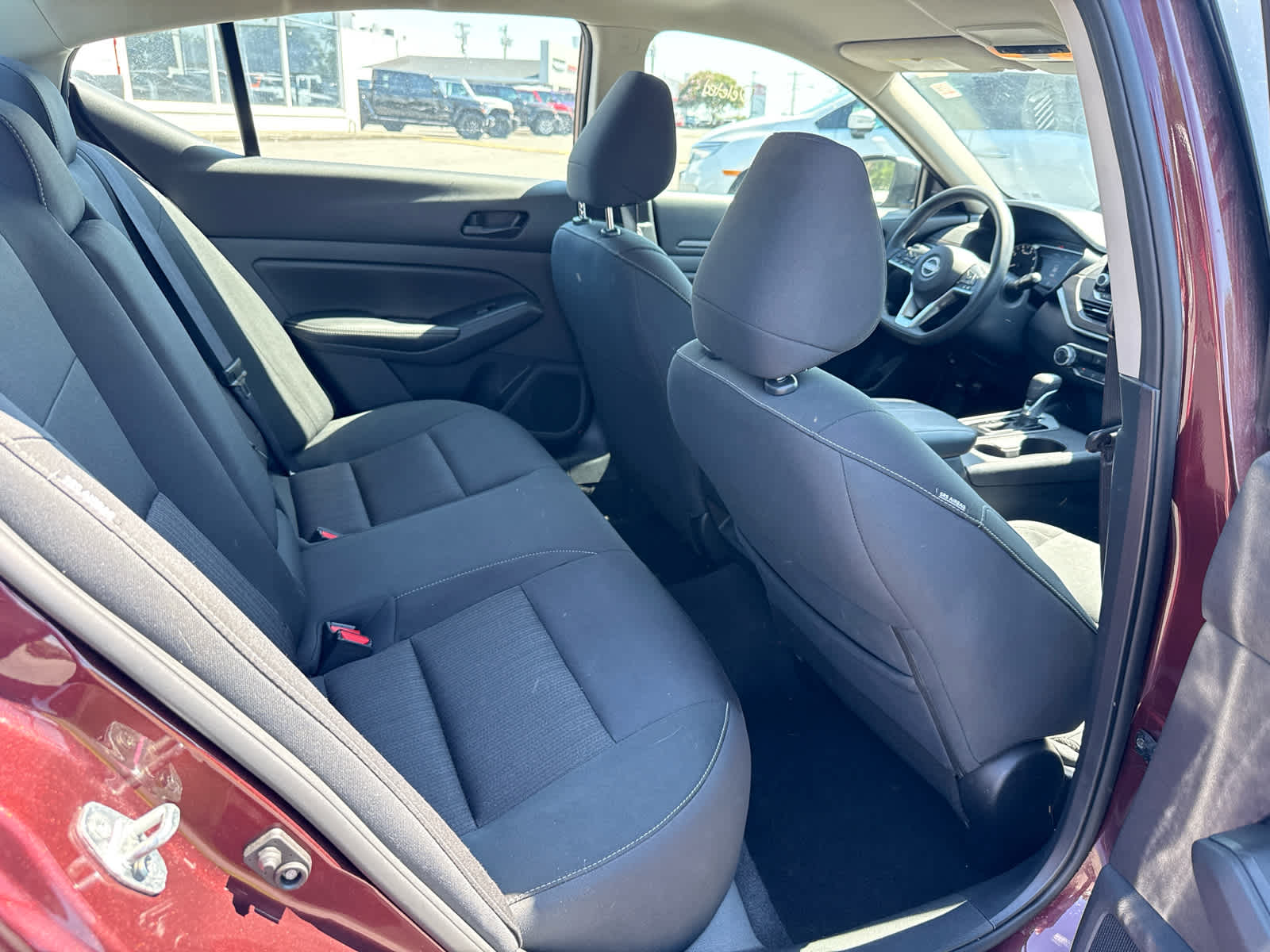 2025 Nissan Altima SV FWD