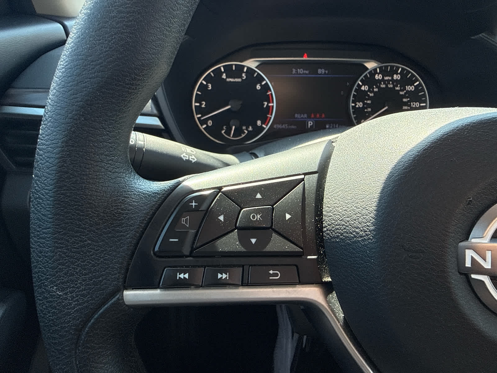 2025 Nissan Altima SV FWD