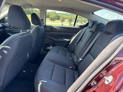 2025 Nissan Altima SV FWD
