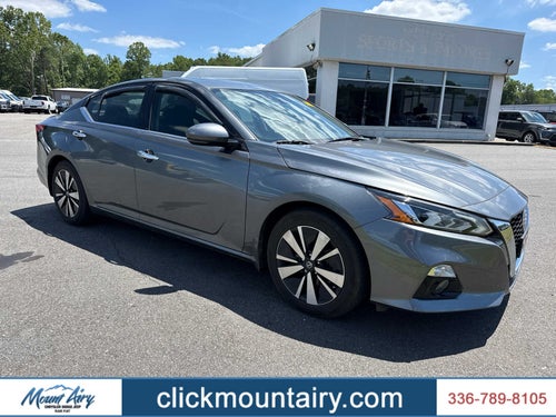 2022 Nissan Altima SL FWD