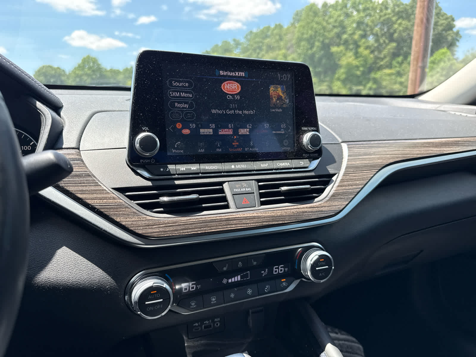 2022 Nissan Altima SL FWD