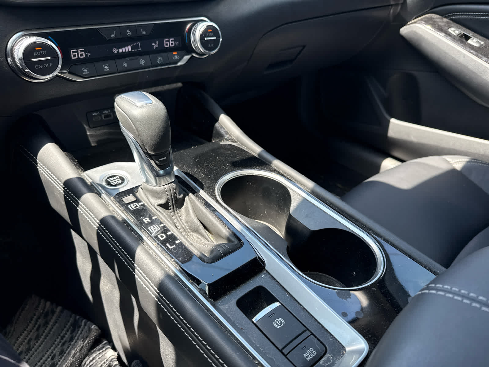 2022 Nissan Altima SL FWD