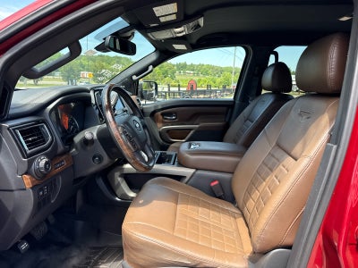 2021 Nissan TITAN Crew Cab Platinum Reserve 4x4