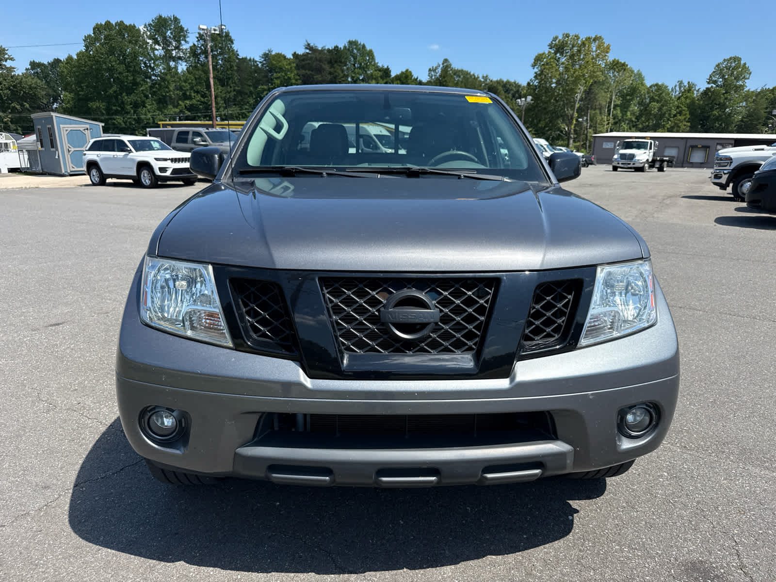 2020 Nissan Frontier Crew Cab SV 4x2
