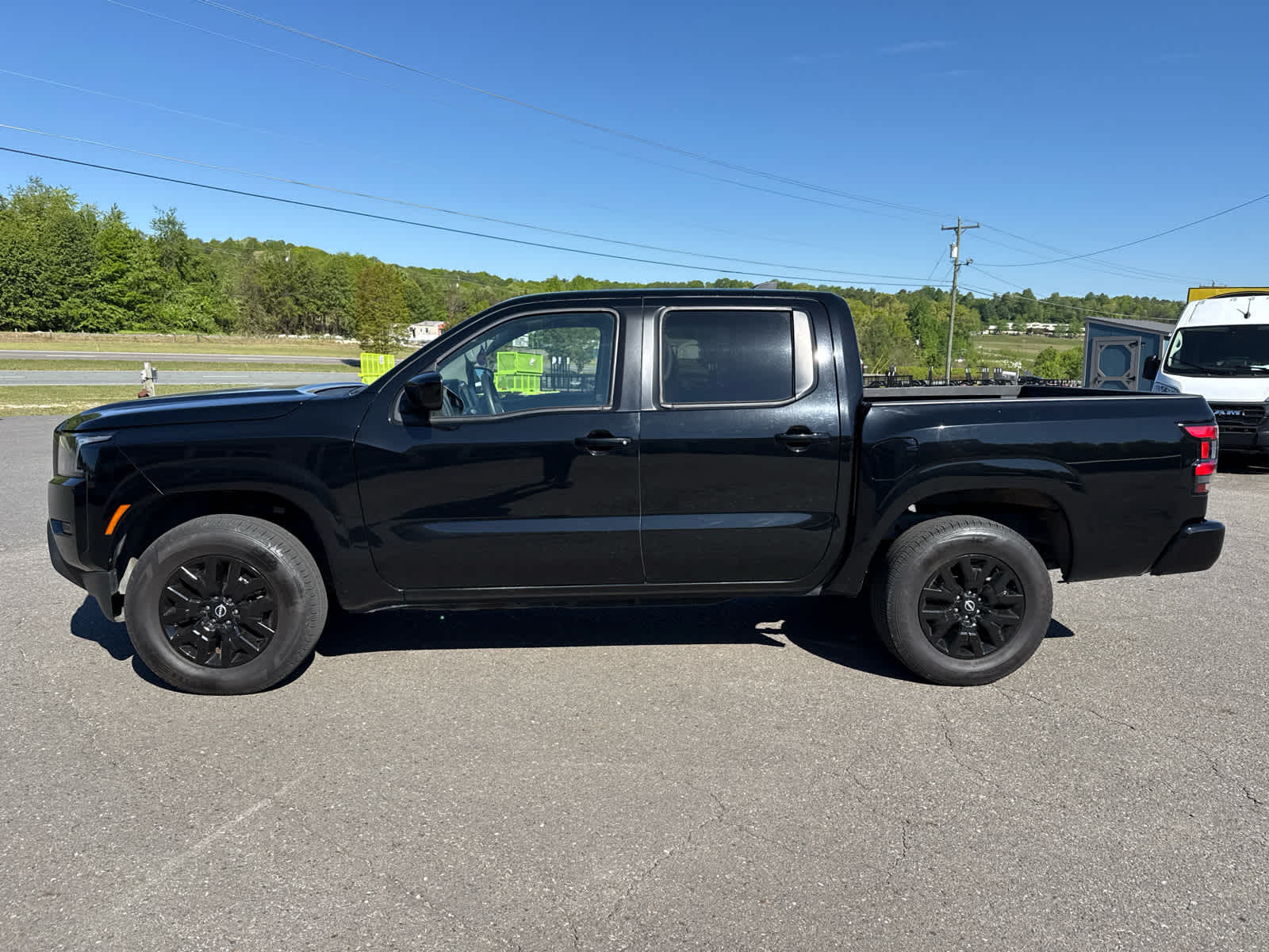 2023 Nissan Frontier Crew Cab SV 4x4