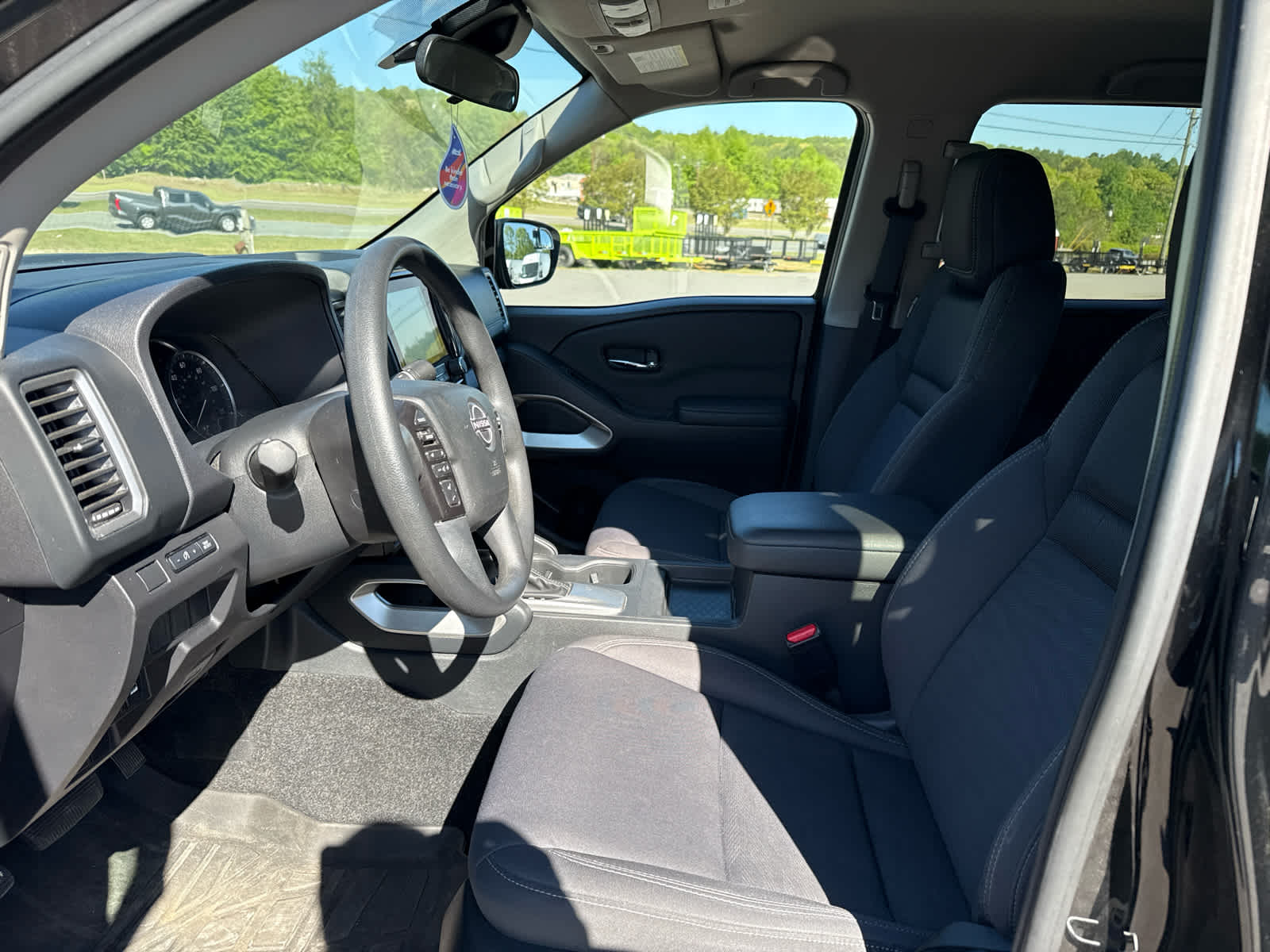 2023 Nissan Frontier Crew Cab SV 4x4