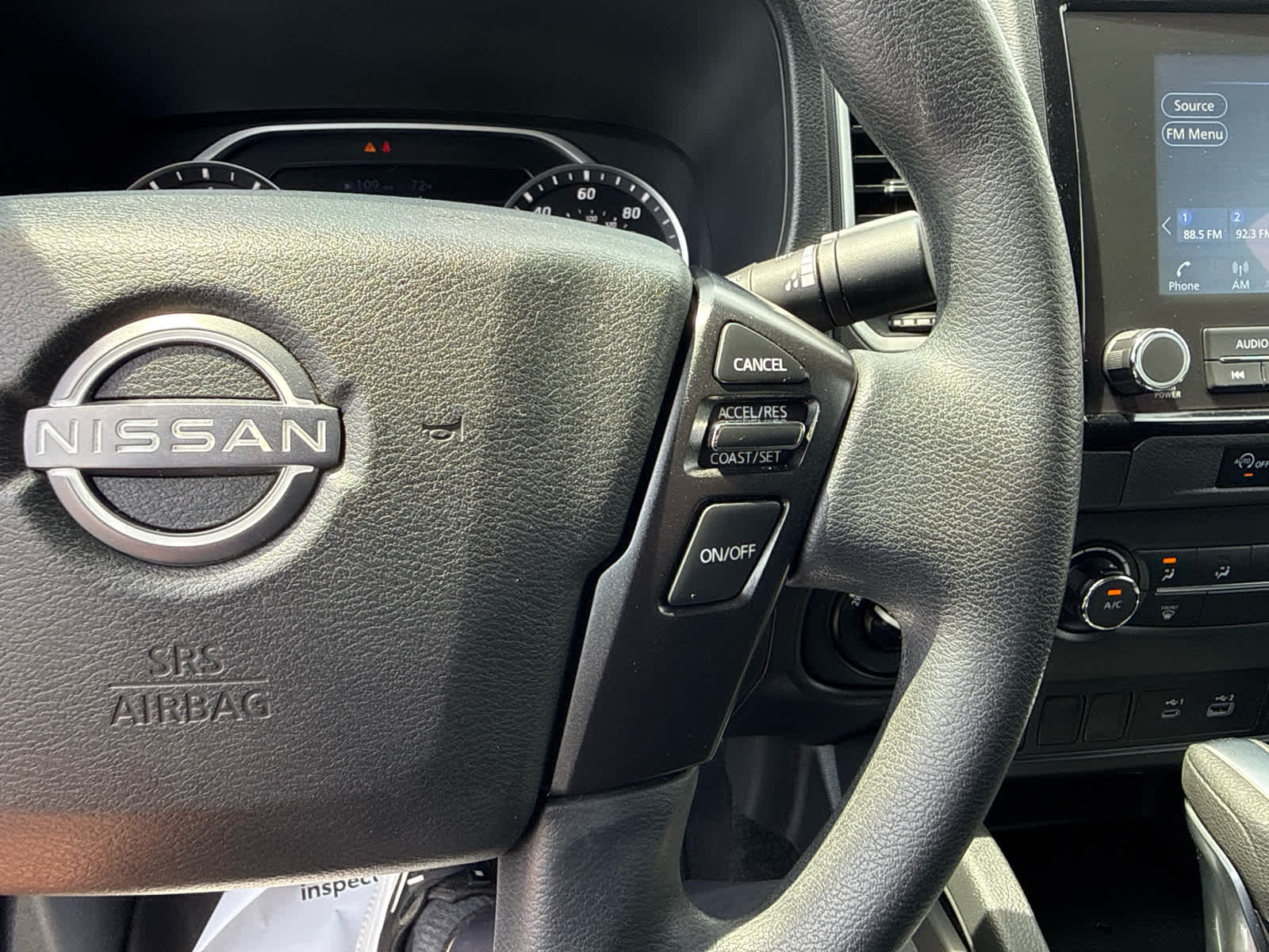 2023 Nissan Frontier Crew Cab SV 4x4