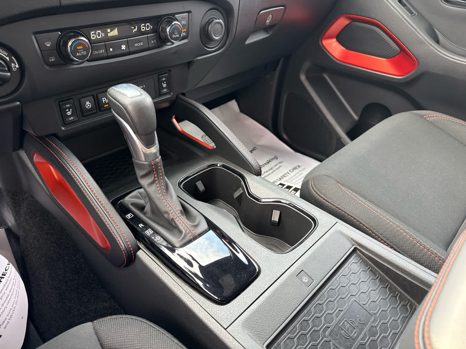 2023 Nissan Frontier Crew Cab PRO-4X 4x4