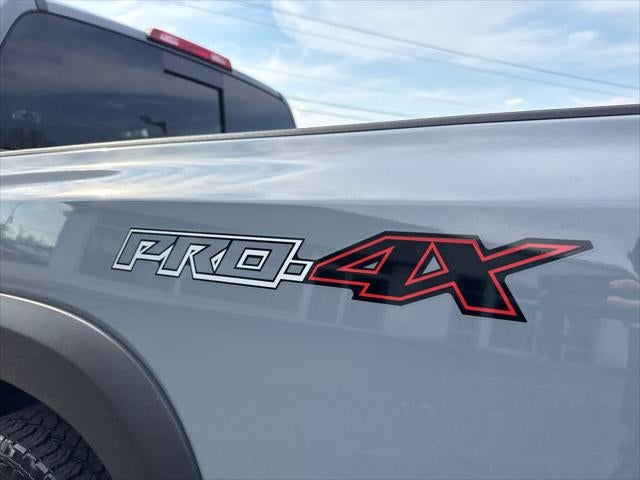 2023 Nissan Frontier Crew Cab PRO-4X 4x4