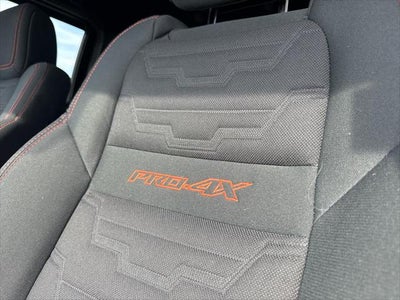 2023 Nissan Frontier Crew Cab PRO-4X 4x4