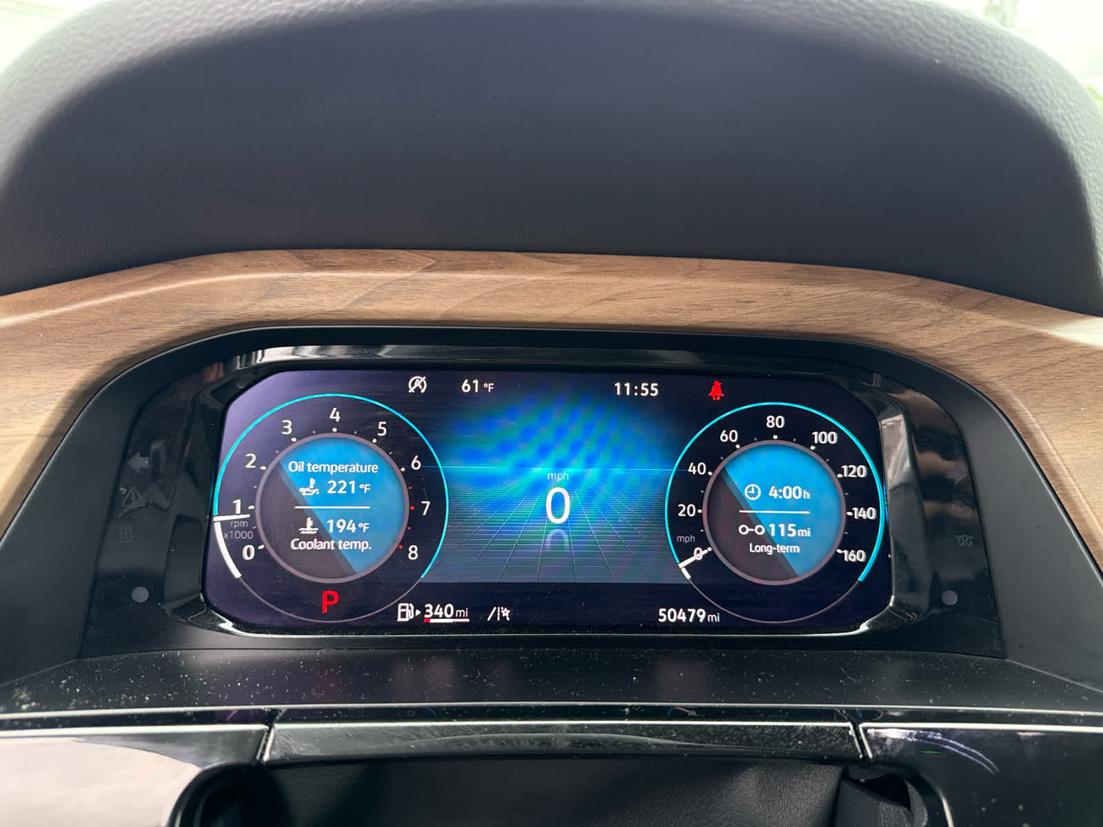 2025 Volkswagen Atlas 2.0T SE w/Technology