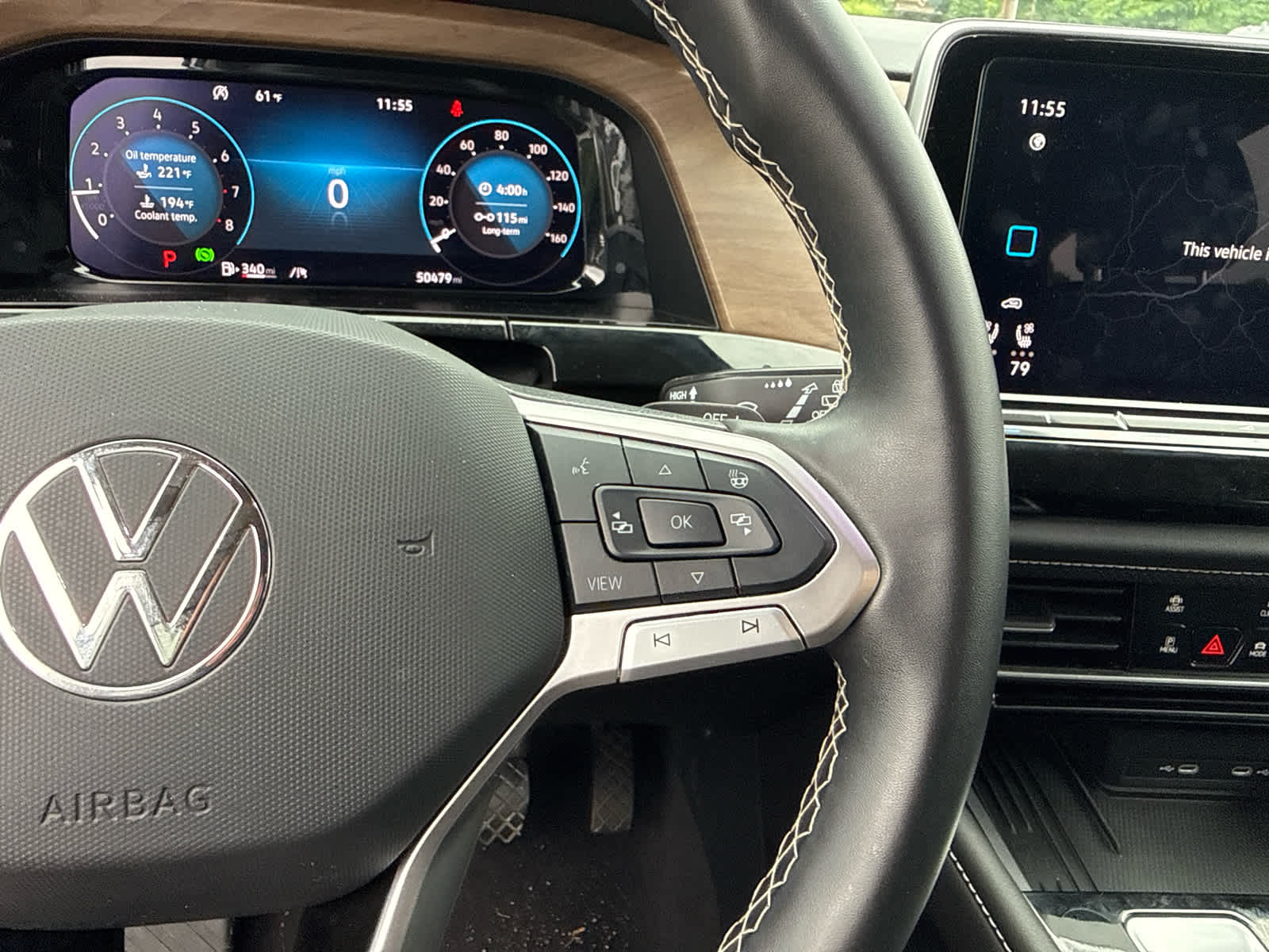 2025 Volkswagen Atlas 2.0T SE w/Technology