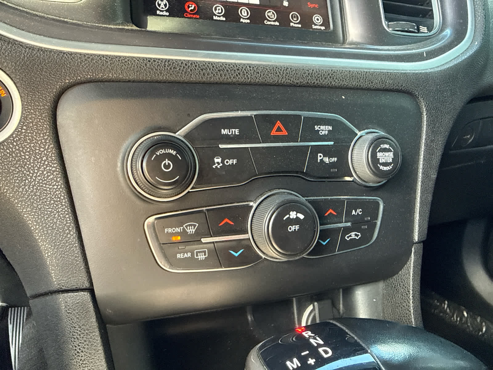 2020 Dodge Charger SXT RWD