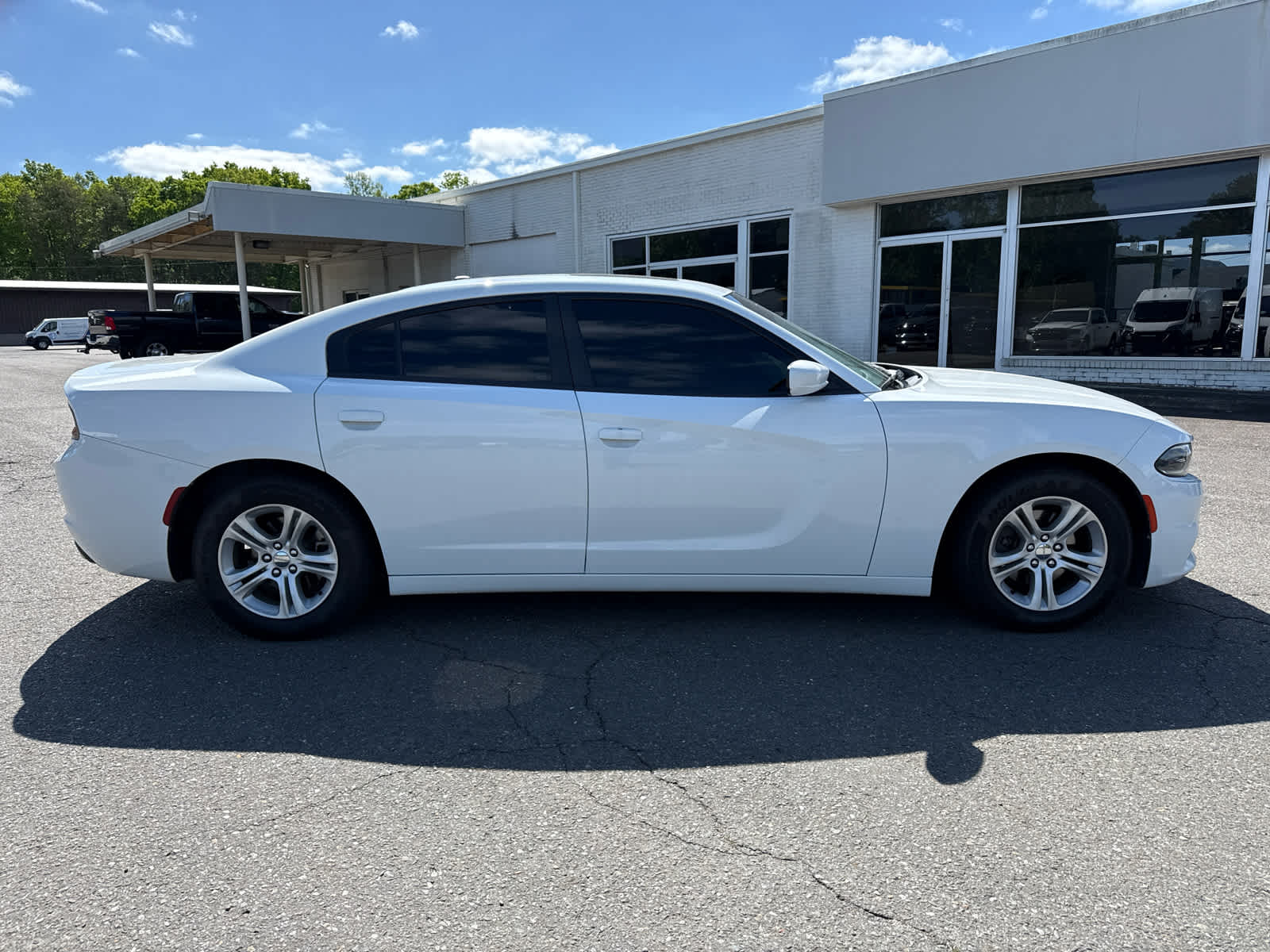 2020 Dodge Charger SXT RWD