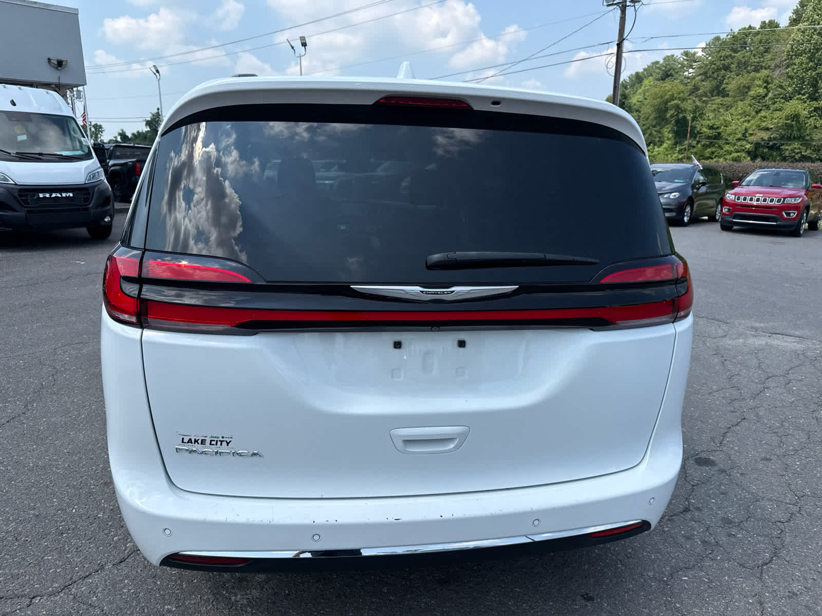 2022 Chrysler Pacifica Touring L
