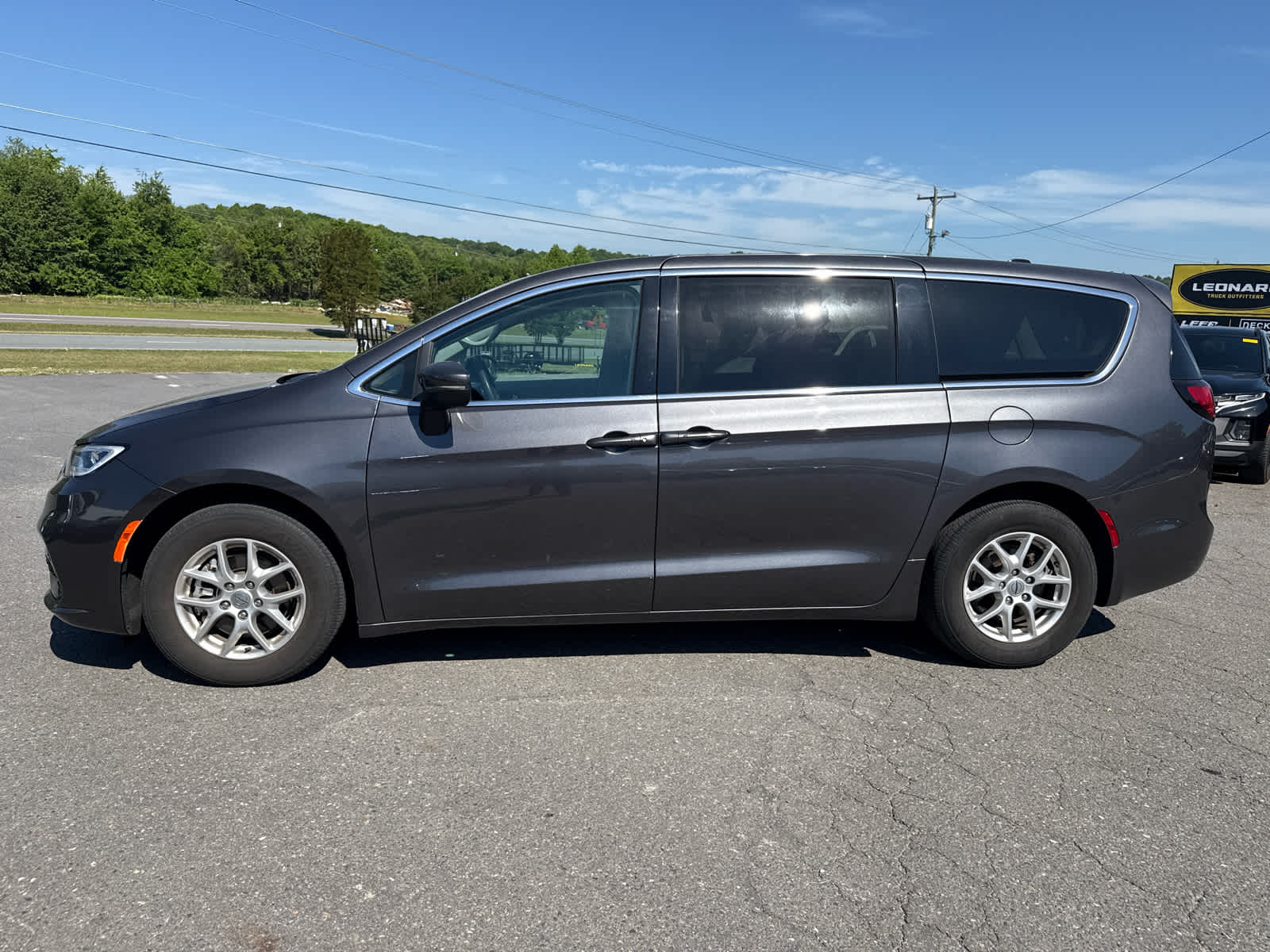 2023 Chrysler Pacifica Touring L