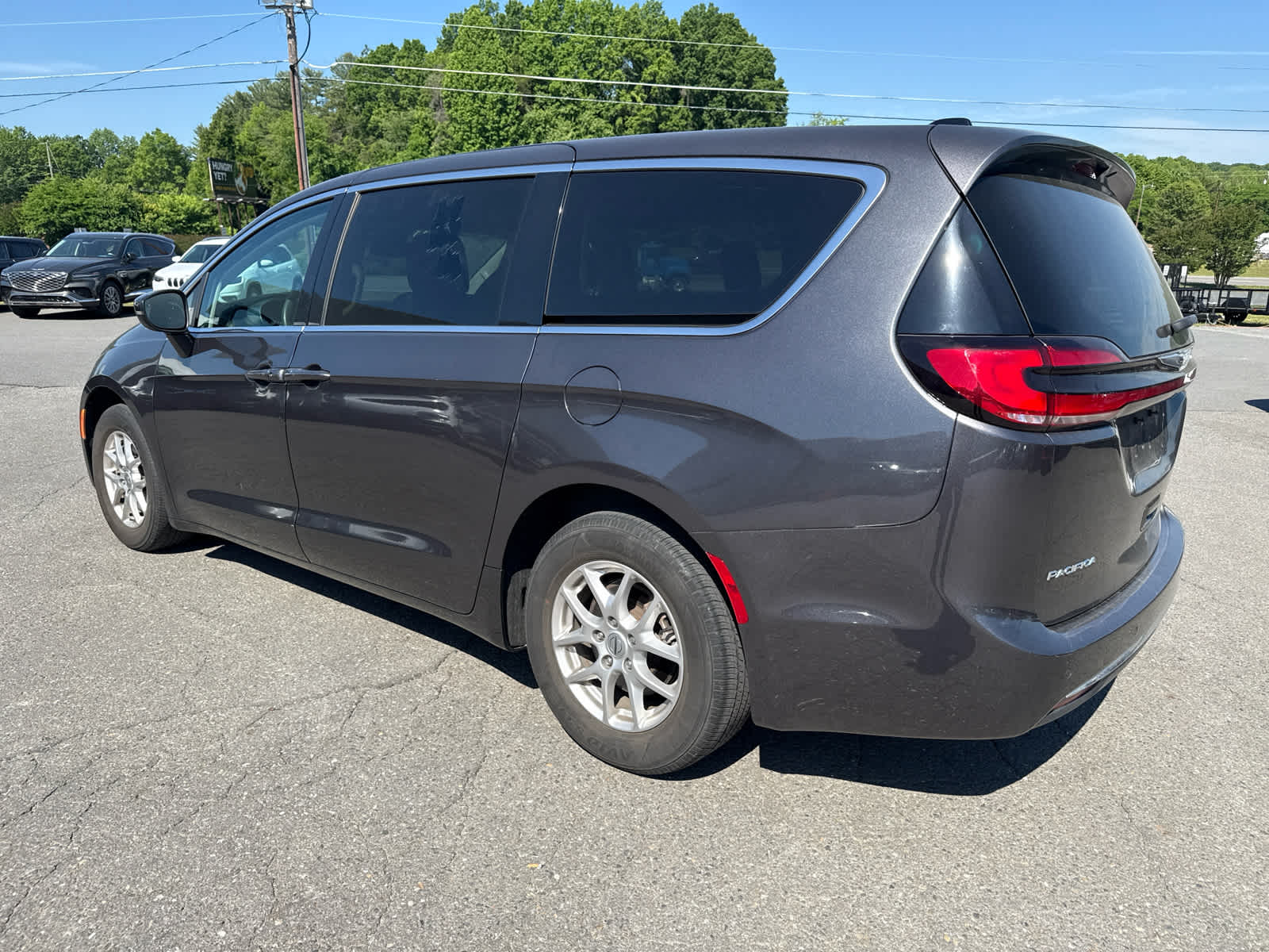 2023 Chrysler Pacifica Touring L