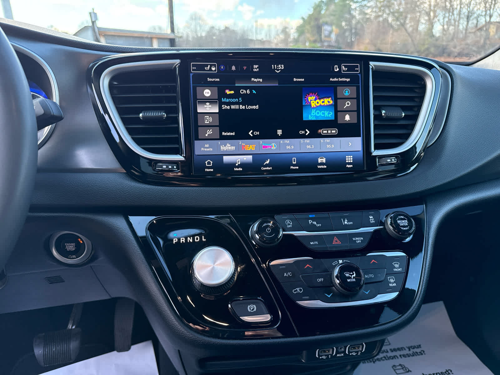 2025 Chrysler Pacifica Select