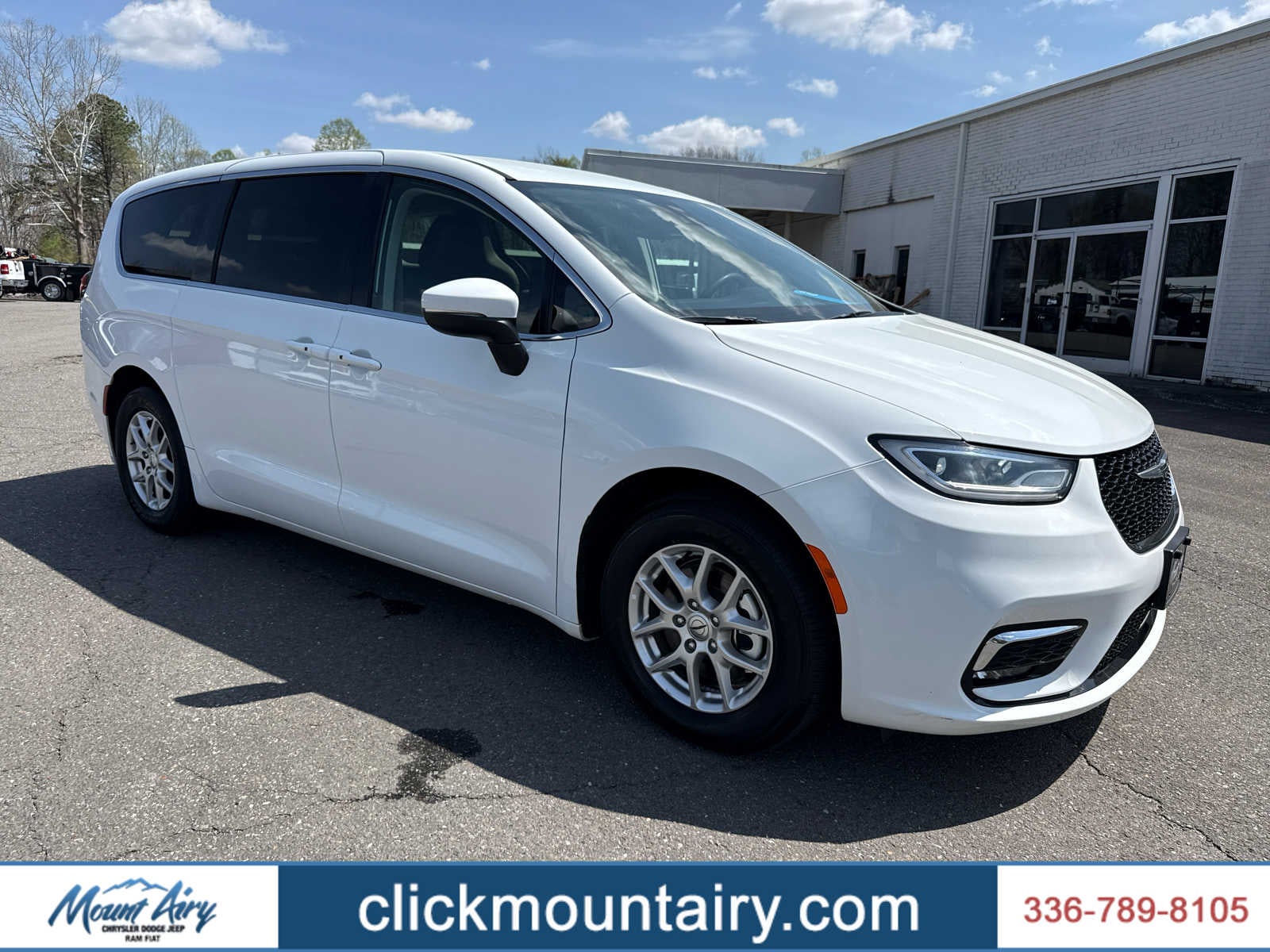 2023 Chrysler Pacifica Touring L