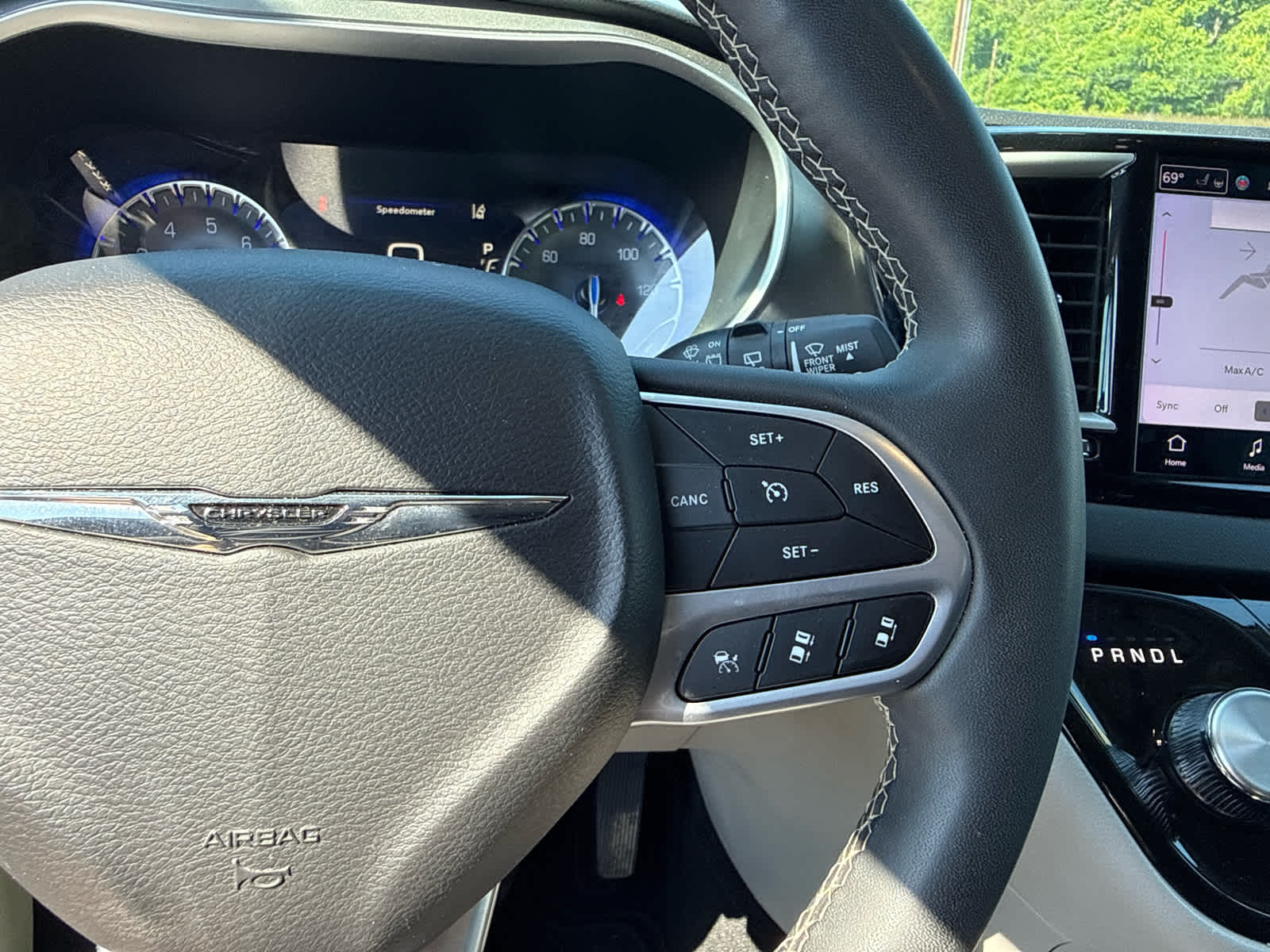2024 Chrysler Pacifica Touring L