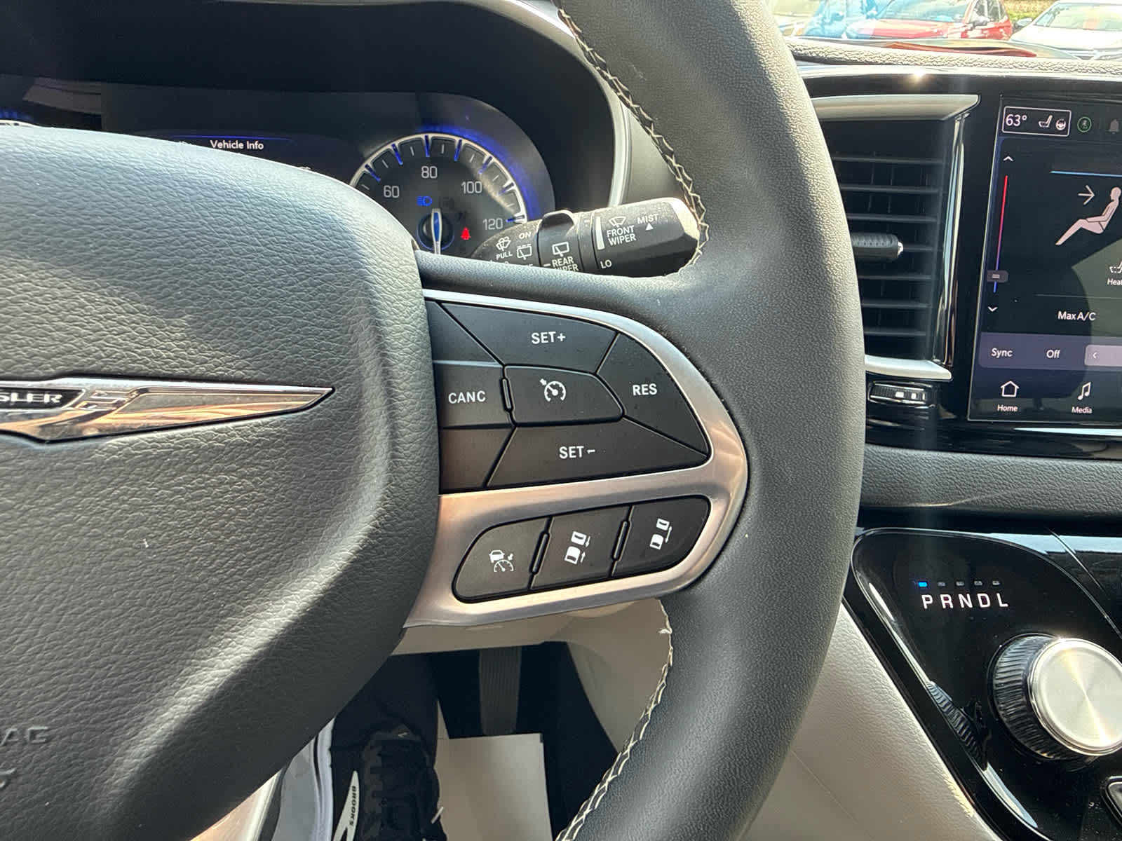 2024 Chrysler Pacifica Touring L