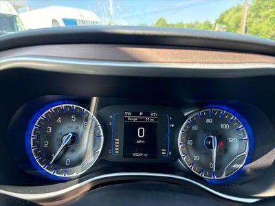 2023 Chrysler Voyager LX