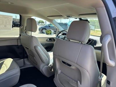 2021 Chrysler Pacifica Hybrid Touring L