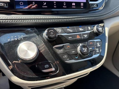 2021 Chrysler Pacifica Hybrid Touring L