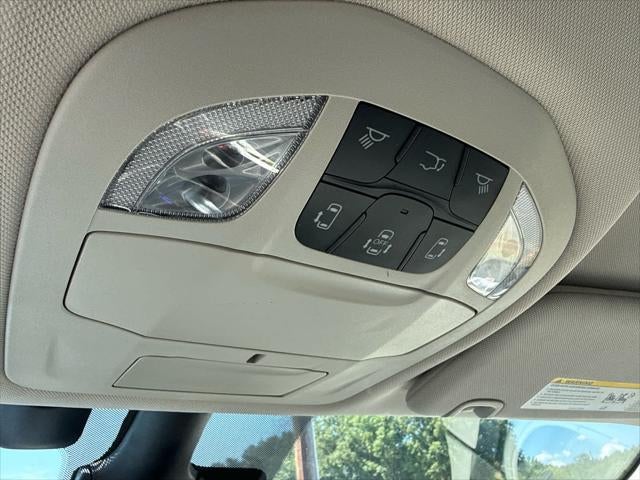 2021 Chrysler Pacifica Hybrid Touring L