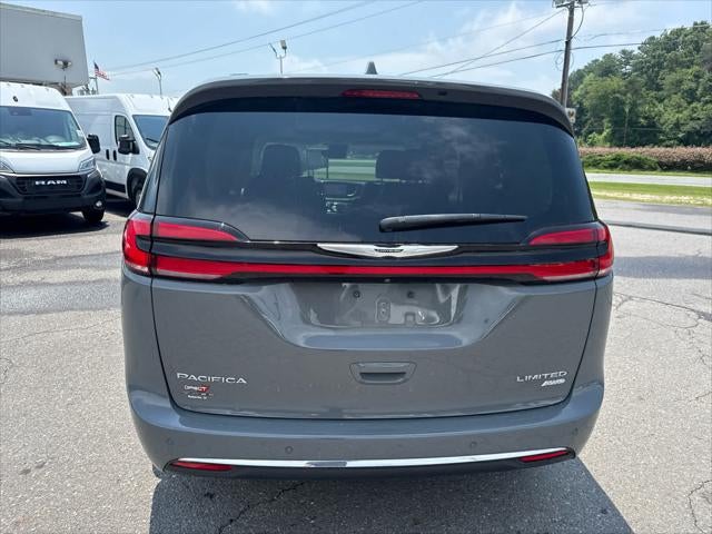 2022 Chrysler Pacifica Limited AWD