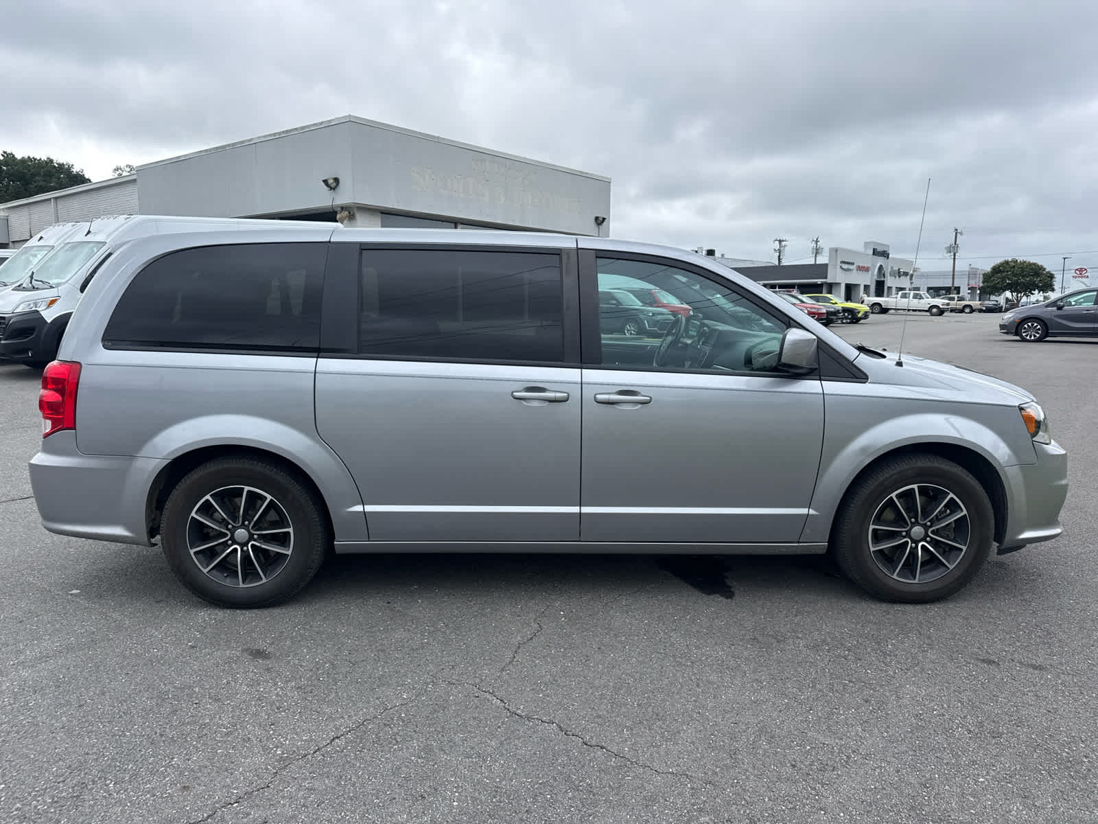 2018 Dodge Grand Caravan SE Plus