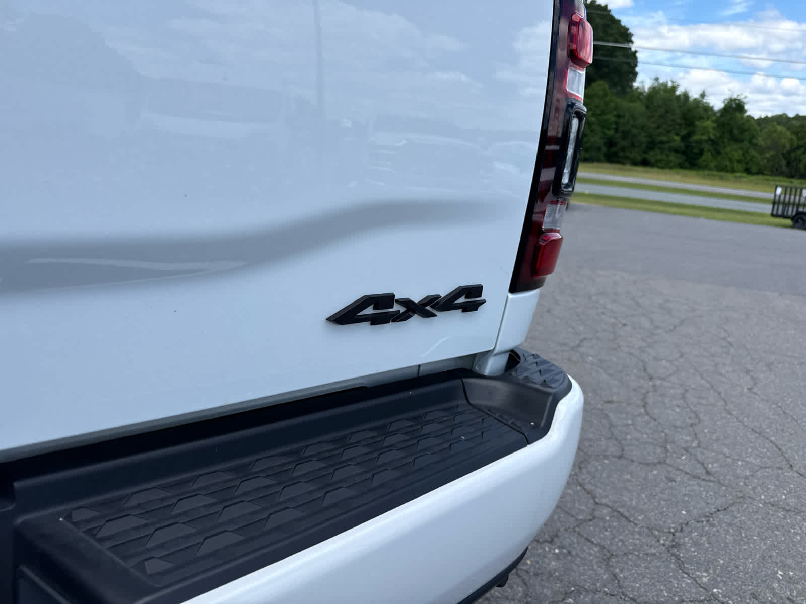 2024 RAM 3500 Laramie Crew Cab 4x4 6'4' Box