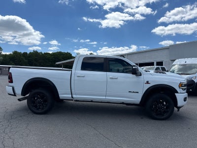 2024 RAM 3500 Laramie Crew Cab 4x4 6'4' Box