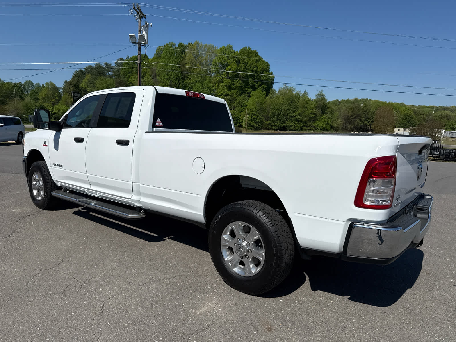2024 RAM 3500 Big Horn Crew Cab 4x4 8' Box