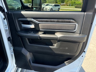 2024 RAM 3500 Big Horn Crew Cab 4x4 8' Box
