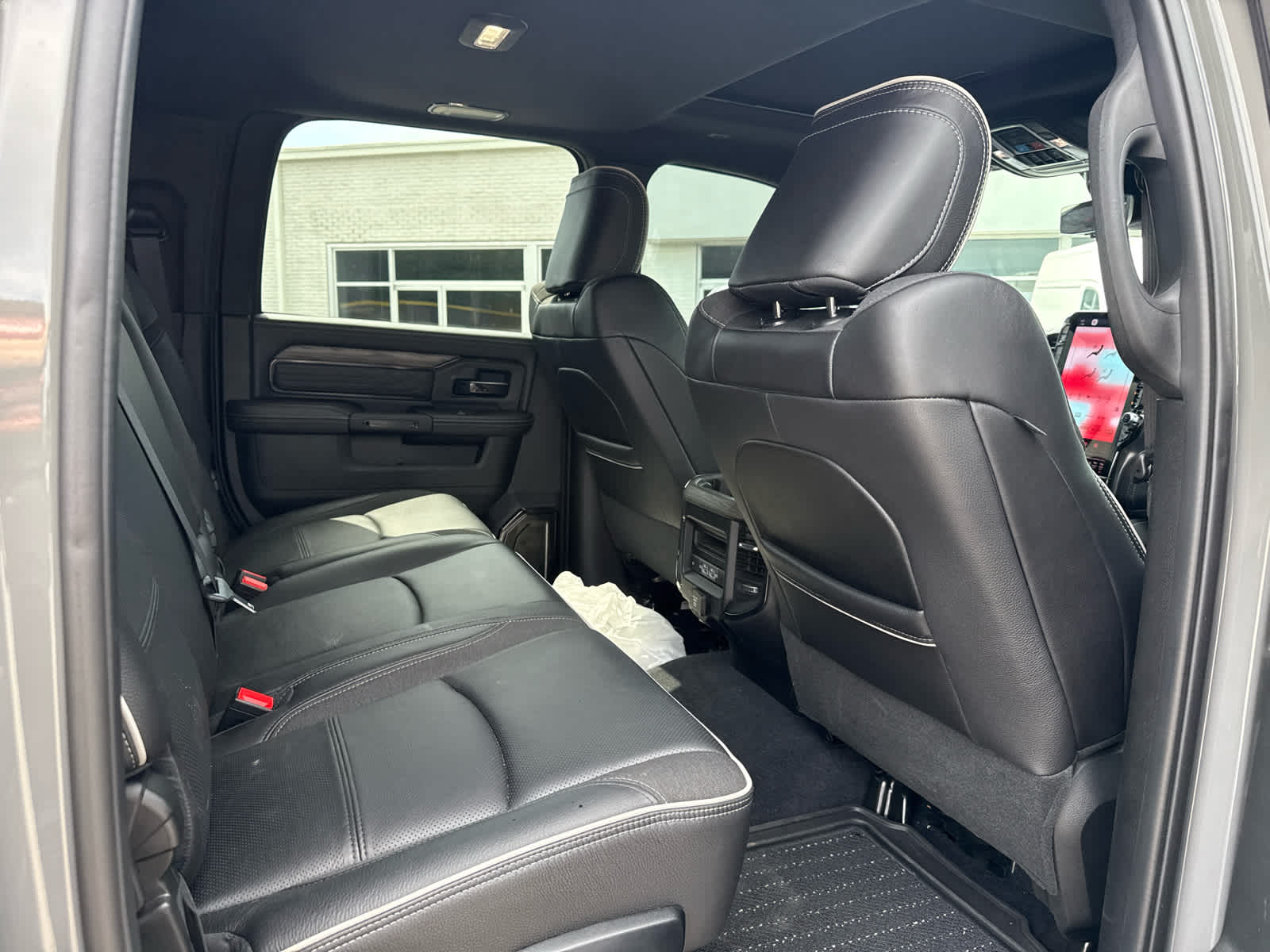 2026 RAM 2500 Limited Mega Cab 4x4 6'4' Box