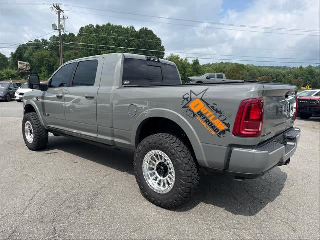 2026 RAM 2500 Limited Mega Cab 4x4 6'4' Box
